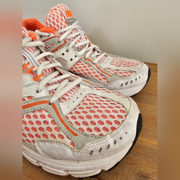 NIKE Structure 13, Bowerman Series Womens Athletic Training Running - Picture 3 of 11